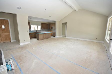 New construction Single-Family house 568 Lasso Loop, Canyon Lake, TX 78133 - photo 3 3