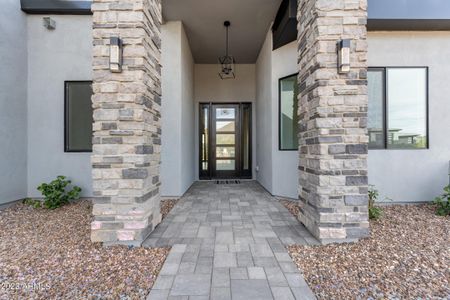 New construction Single-Family house 103 E Quartz Rock Road, Phoenix, AZ 85085 - photo 16 16