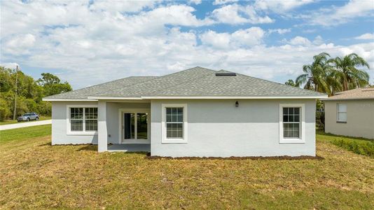 New construction Single-Family house 1500 Lake Wales Place, Poinciana, FL 34759 - photo 4 4