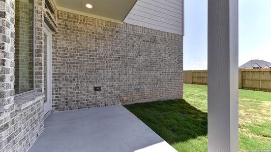 New construction Single-Family house 12402 Cotorra Springs, San Antonio, TX 78254 Design 2392W- photo 24 24