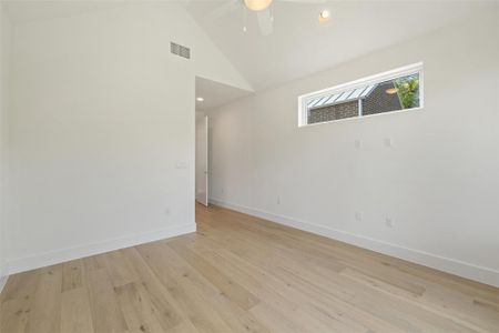 New construction Single-Family house 900 S 2Nd St, Unit 7, Austin, TX 78704 - photo 21 21