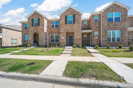 New construction Townhouse house 2912 Mare Drive, Mesquite, TX 75150 - photo 1 1
