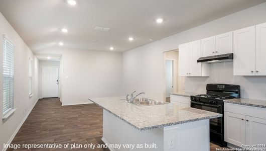 New construction Single-Family house 3019 Lindenwood Way, San Antonio, TX 78245 - photo 8 8