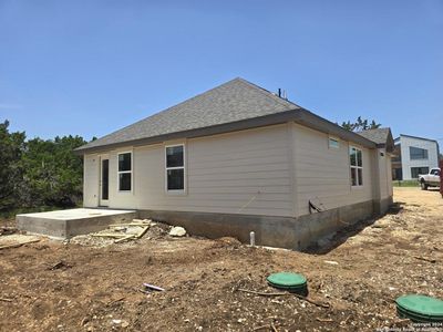 New construction Single-Family house 1746 Blueridge Dr., Canyon Lake, TX 78133 - photo 2 2