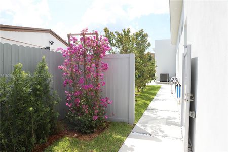 New construction Single-Family house 11938 Sw 41St Dr, Miami, FL 33175 - photo 2 2