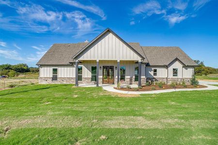 New construction Single-Family house 1062 Alex Drive, Springtown, TX 76082 - photo 0