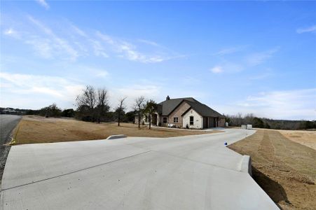 New construction Single-Family house 536 Aermotor Loop, Weatherford, TX 76085 - photo 8 8