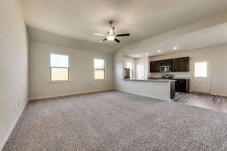 New construction Single-Family house 9637 Klondike Drive, Fort Worth, TX 76140 - photo 1 1