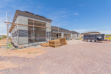 New construction Single-Family house 2885 W Saber Road, Phoenix, AZ 85086 - photo 3 3