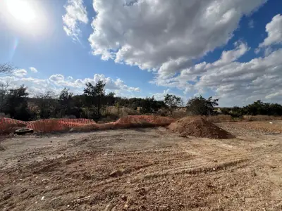 New construction Single-Family house 913 Landing Ln, Leander, TX 78641 Premier Series - Rosewood- photo 2 2