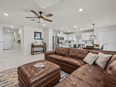 New construction Single-Family house 17361 Cagan Crossings Boulevard, Clermont, FL 34714 - photo 8 8