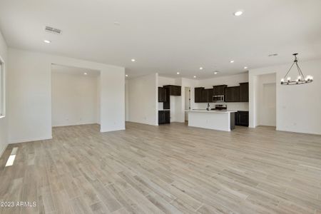 New construction Single-Family house 5509 N 193Rd Avenue, Litchfield Park, AZ 85340 Plan 2492- photo 6 6