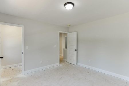 New construction Single-Family house 6026 Lights Ferry Road, Flowery Branch, GA 30542 - photo 17 17