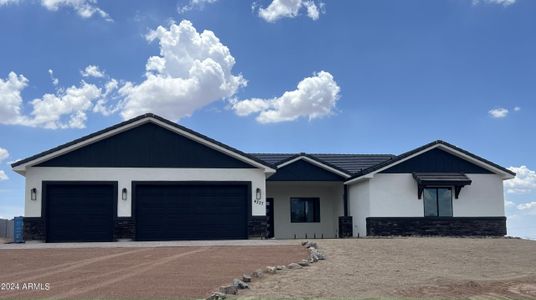 New construction Single-Family house 4237 E 4Th Avenue, Apache Junction, AZ 85119 - photo 0 0