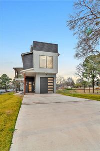 New construction Single-Family house 253 Autumnwood Trail, Gun Barrel City, TX 75156 - photo 3 3