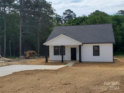 New construction Single-Family house 2664 Meadow Street, Gastonia, NC 28056 - photo 0 0