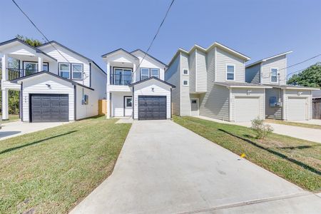 New construction Single-Family house 311 De Haven Street, Houston, TX 77029 - photo 0