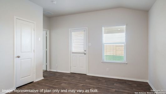 New construction Single-Family house 11530 Lavendale Spur, San Antonio, TX 78245 - photo 10 10