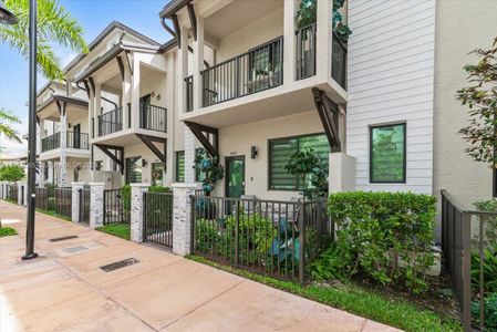 New construction Townhouse house 4281 Nw 83Rd Path, Doral, FL 33166 - photo 0