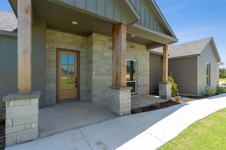 New construction Single-Family house 9016 Valley Oak Court, Springtown, TX 76082 - photo 2 2