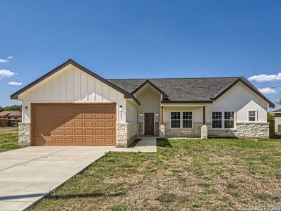 New construction Single-Family house 8501 Utopia Blvd, Selma, TX 78154 - photo 0