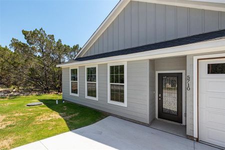 New construction Single-Family house 5710 Barkridge Drive, Granbury, TX 76048 - photo 2 2