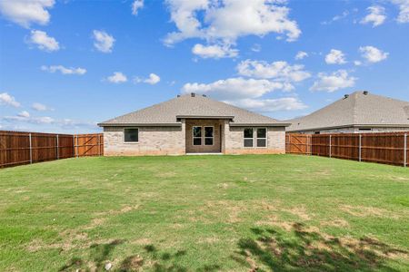 New construction Single-Family house 712 Jameson, Springtown, TX 76082 - photo 30 30