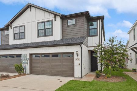 New construction Townhouse house 1116 Rusk Way, Lewisville, TX 75077 - photo 0 0