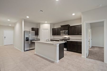 New construction Single-Family house 761 High Summit Trail, Fort Worth, TX 76131 - photo 8 8
