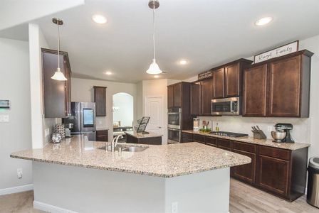 New construction Single-Family house 228 Upland Drive, Waller, TX 77484 - photo 13 13
