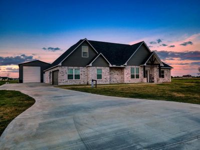 New construction Single-Family house 520 Angus Trail, Angleton, TX 77515 - photo 0