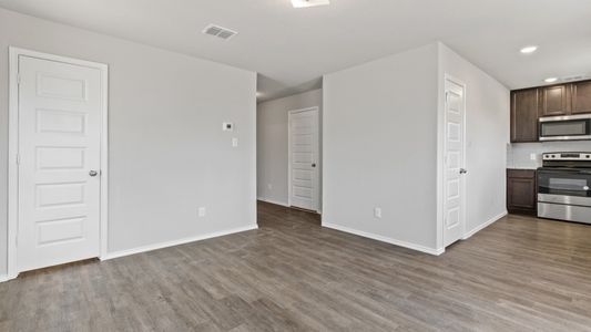 New construction Single-Family house 2459 Applewhite Meadows, San Antonio, TX 78224 - photo 7 7