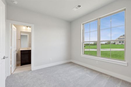 New construction Single-Family house 210 Rancher Trail, Waxahachie, TX 75165 Emerson- photo 21 21