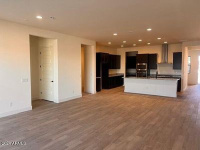 New construction Single-Family house 5541 W Saint Moritz Lane, Glendale, AZ 85306 - photo 3 3