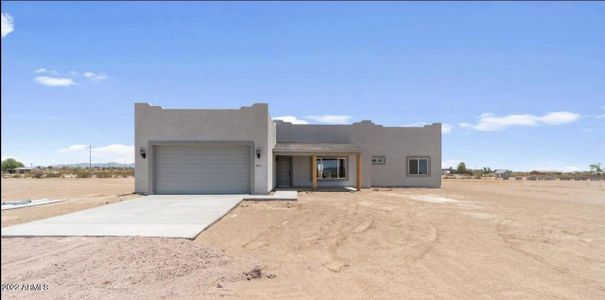 New construction Single-Family house 412 S 356Th Drive, Tonopah, AZ 85354 - photo 0