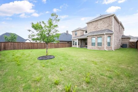 New construction Single-Family house 608 Luna Springs Drive, Mansfield, TX 76063 - photo 36 36