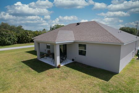 New construction Single-Family house 592 Sw Dauphin Circle, Port St. Lucie, FL 34953 - photo 13 13