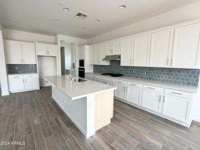New construction Single-Family house 11519 E Utah Avenue, Mesa, AZ 85212 - photo 0