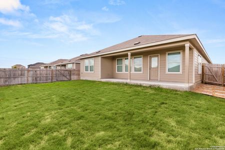 New construction Single-Family house 2732 Nueva Cordova, Seguin, TX 78155 Langley- photo 24 24