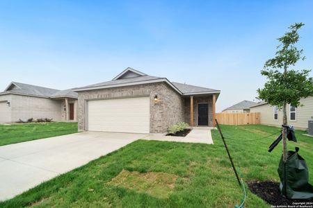 New construction Single-Family house 19915 Lonesome Dove, Lytle, TX 78052 RC SOMERVILLE- photo 12 12