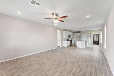 New construction Single-Family house 3930 Glory Green Drive, Brookshire, TX 77423 WHITNEY- photo 6 6