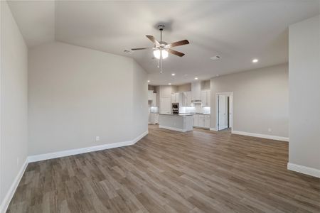 New construction Single-Family house 3688 Rolling Meadows Drive, Grand Prairie, TX 76065 - photo 25 25