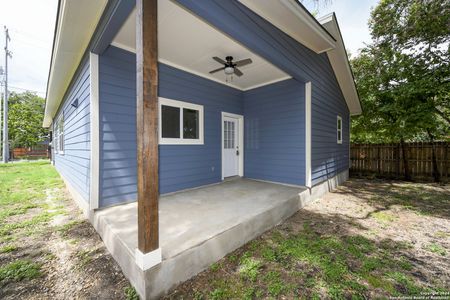 New construction Single-Family house 2322 E Houston, San Antonio, TX 78202 - photo 26 26