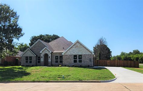 New construction Single-Family house 1 Heritage Place, Greenville, TX 75402 - photo 2 2