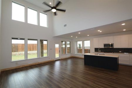 New construction Single-Family house 1213 Sayhope Court, Celina, TX 75009 - photo 5 5