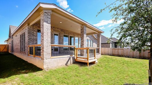New construction Single-Family house 1733 Winward Way, Seguin, TX 78155 - photo 6 6