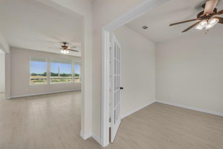 New construction Single-Family house 210 Roosevelt Lane, Valley View, TX 76272 - photo 7 7