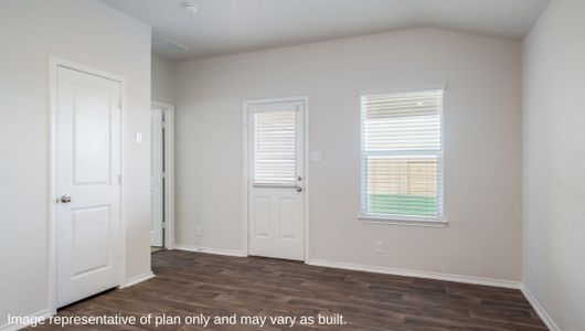 New construction Single-Family house 104 Middle Green Loop, Floresville, TX 78114 - photo 41 41