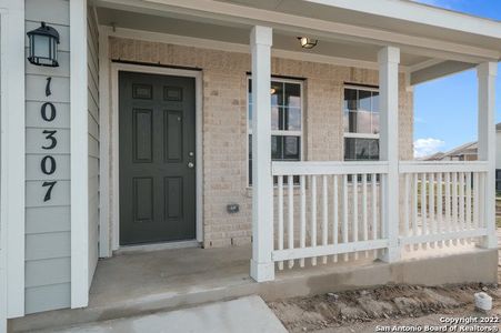 New construction Single-Family house 1642 Lilyturf Road, New Braunfels, TX 78130 Fullerton- photo 2 2
