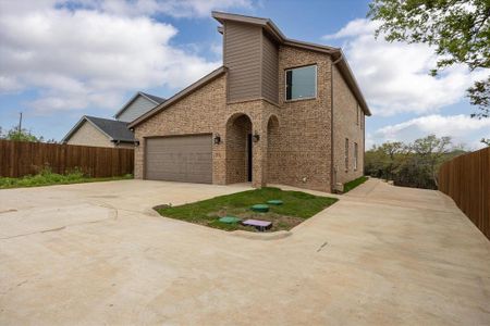 New construction Single-Family house 4600 Eagle Nest Court, Granbury, TX 76048 - photo 34 34